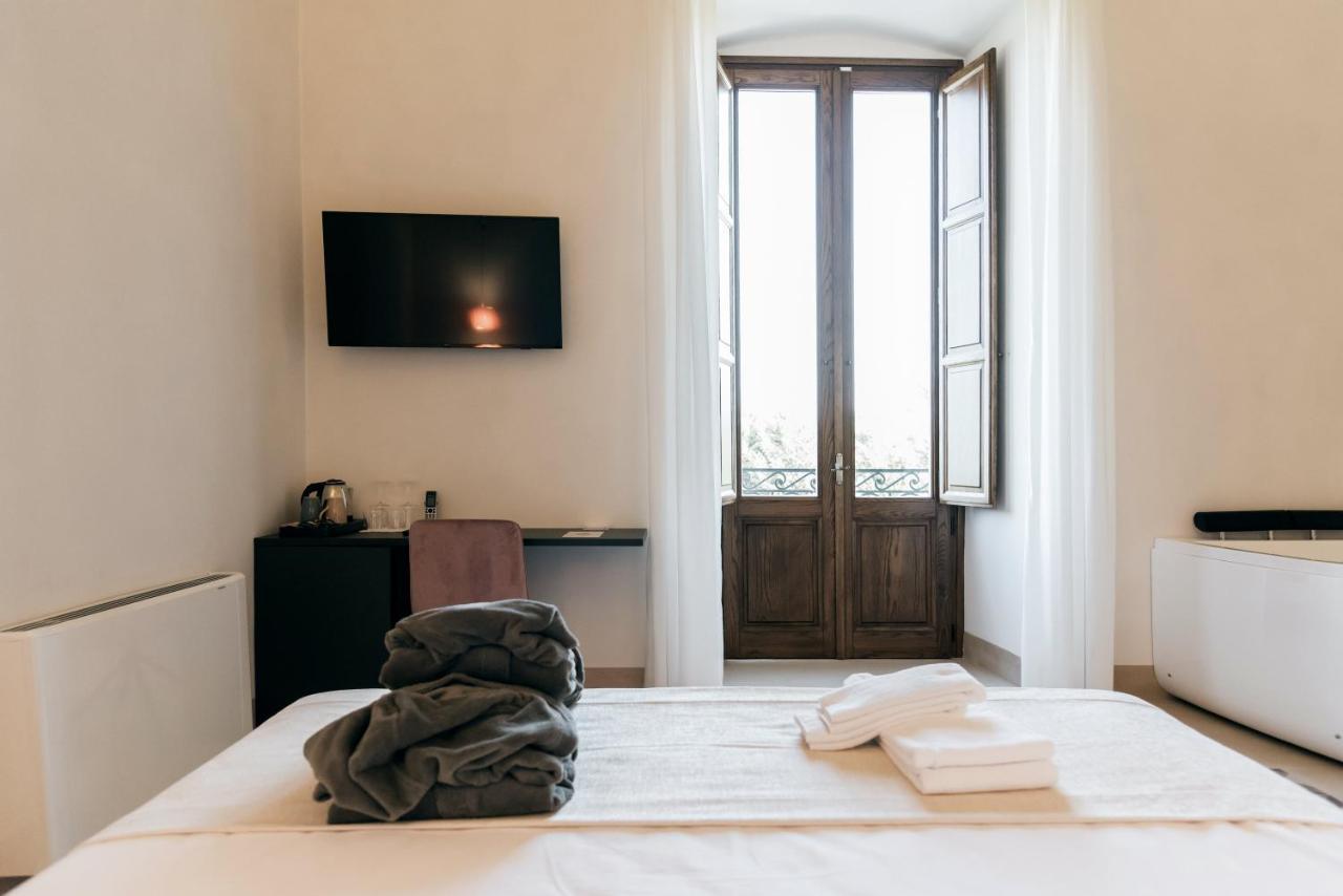 Villa Pesce 1820 Residenza D'Epoca & Spa คาโนซา ดิ พูเจลีย ภายนอก รูปภาพ