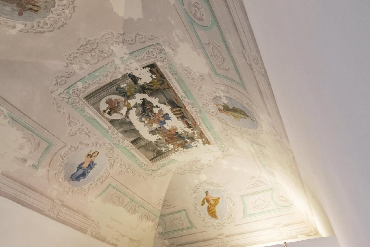 Villa Pesce 1820 Residenza D'Epoca & Spa คาโนซา ดิ พูเจลีย ภายนอก รูปภาพ