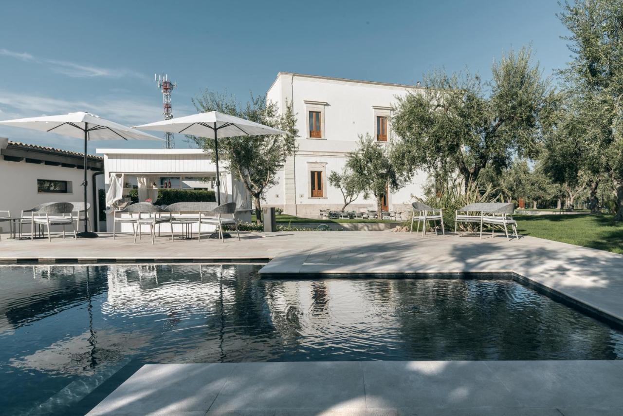 Villa Pesce 1820 Residenza D'Epoca & Spa คาโนซา ดิ พูเจลีย ภายนอก รูปภาพ